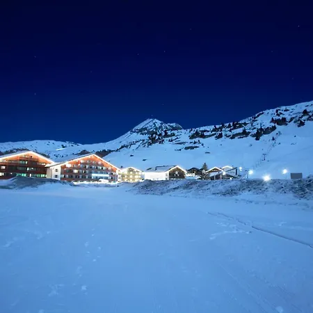 Hotel Robinson Alpenrose