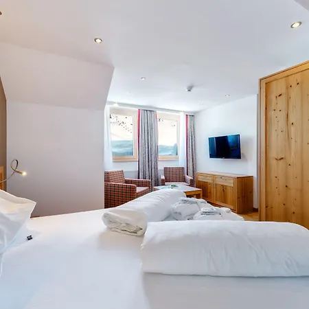 Hotel Robinson Alpenrose Zürs