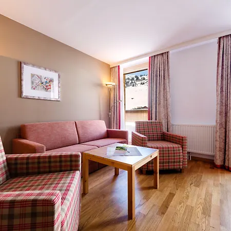 Robinson Alpenrose 4* Zürs