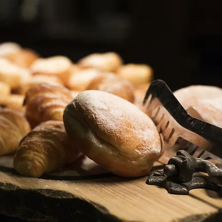 Hotel Robinson Alpenrose