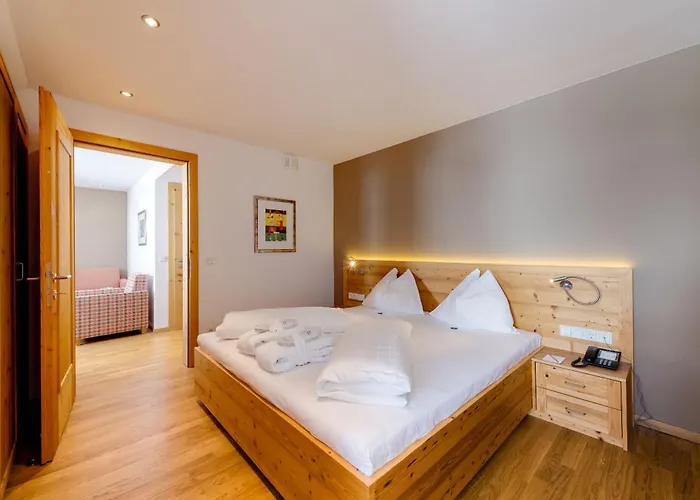 Hotel Robinson Alpenrose 4*